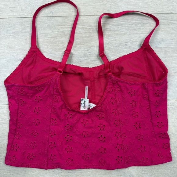 Free Peopke Pink Eyelet Crop Top - Picture 2 of 5
